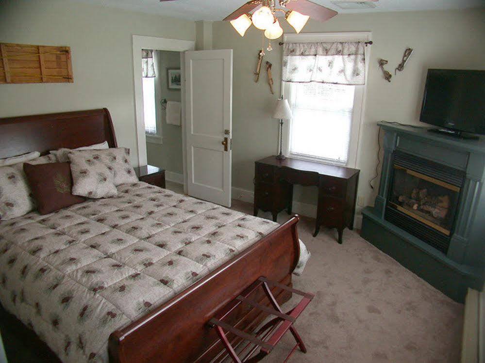 Mountaintop Lodge At Lake Naomi Pocono Pines 외부 사진
