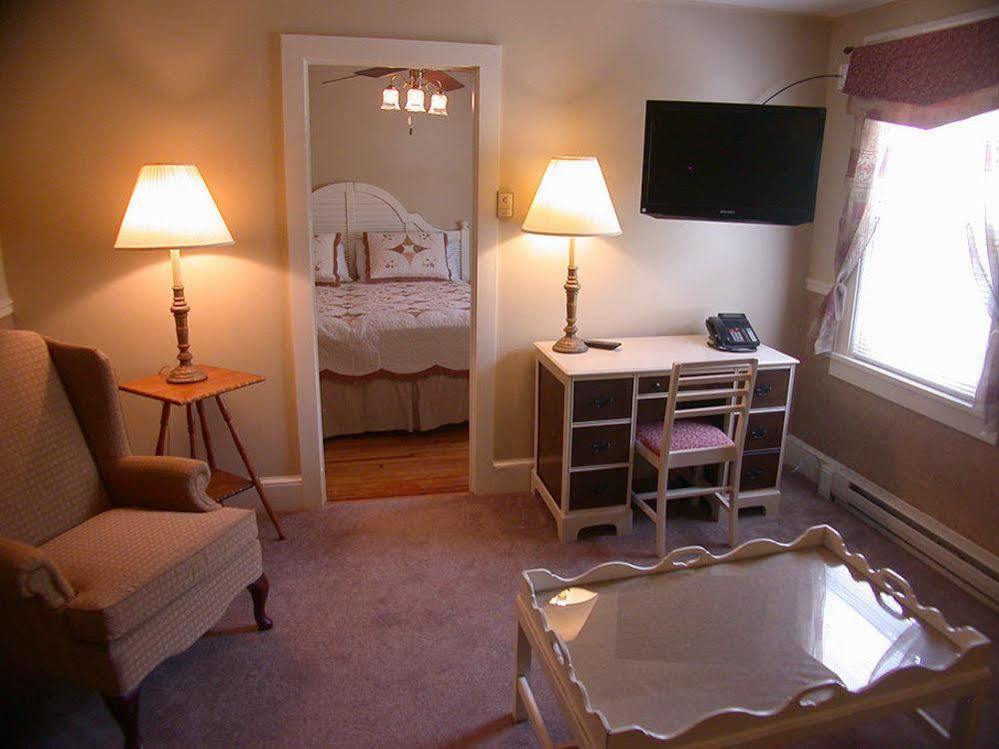 Mountaintop Lodge At Lake Naomi Pocono Pines 외부 사진